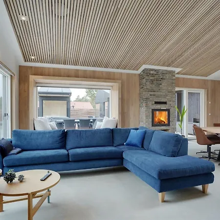 Toyah - 400m From The Sea By Interhome